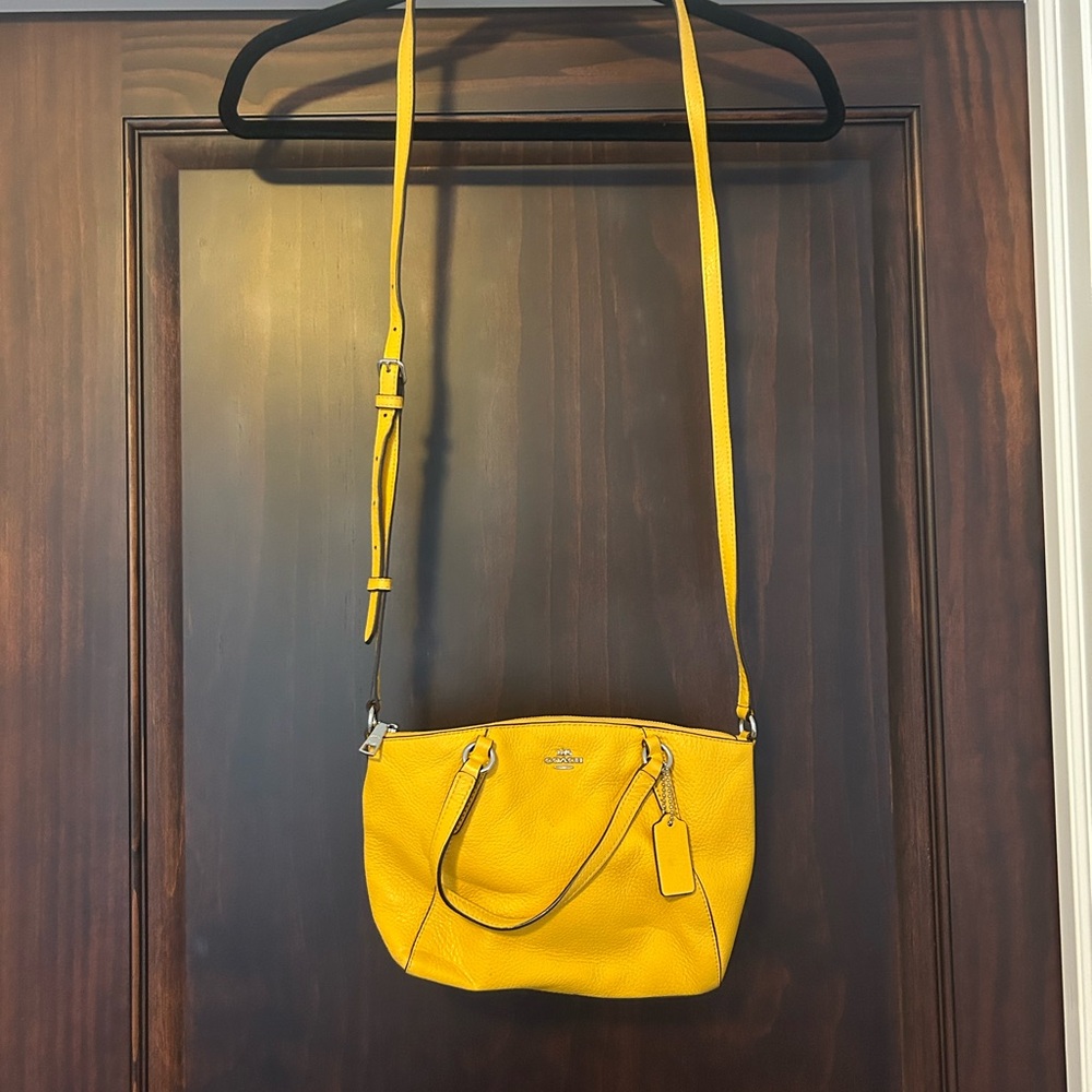 Coach Yellow small Bag, crossbody or hand bag